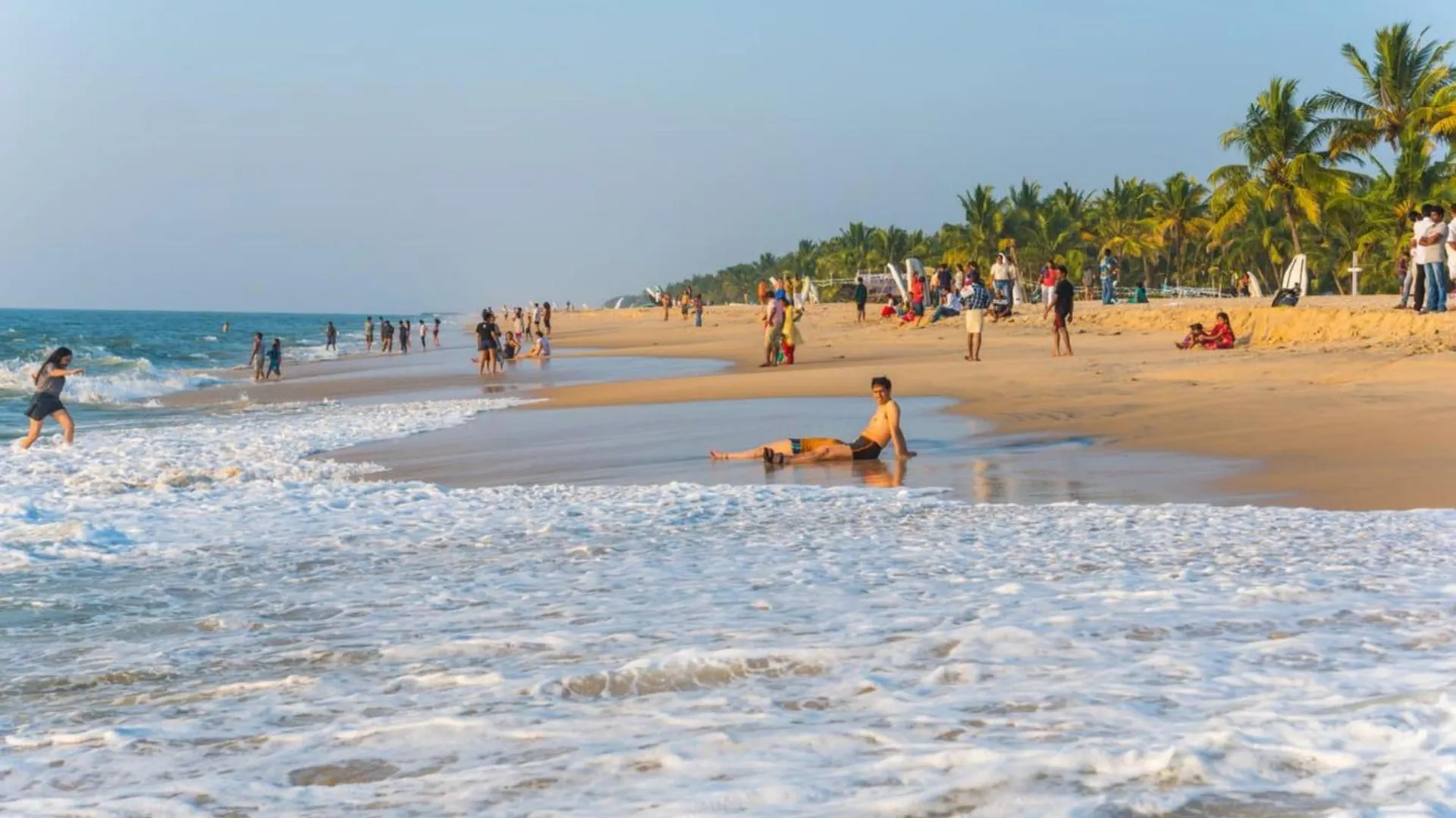 Apartament Marari Blue Waves Mararikulam Kwatera prywatna